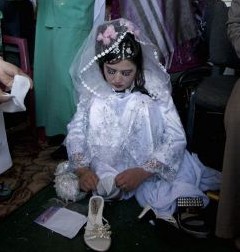 عكسهای ازدواج اجباری مردان 60 ساله و دختران 13 ساله | عکس های ازدواج اجباری زنان و دختران | حقوق زنان | حقوق بشر | ازدواج در ایران | ازدواج در افغانستان
